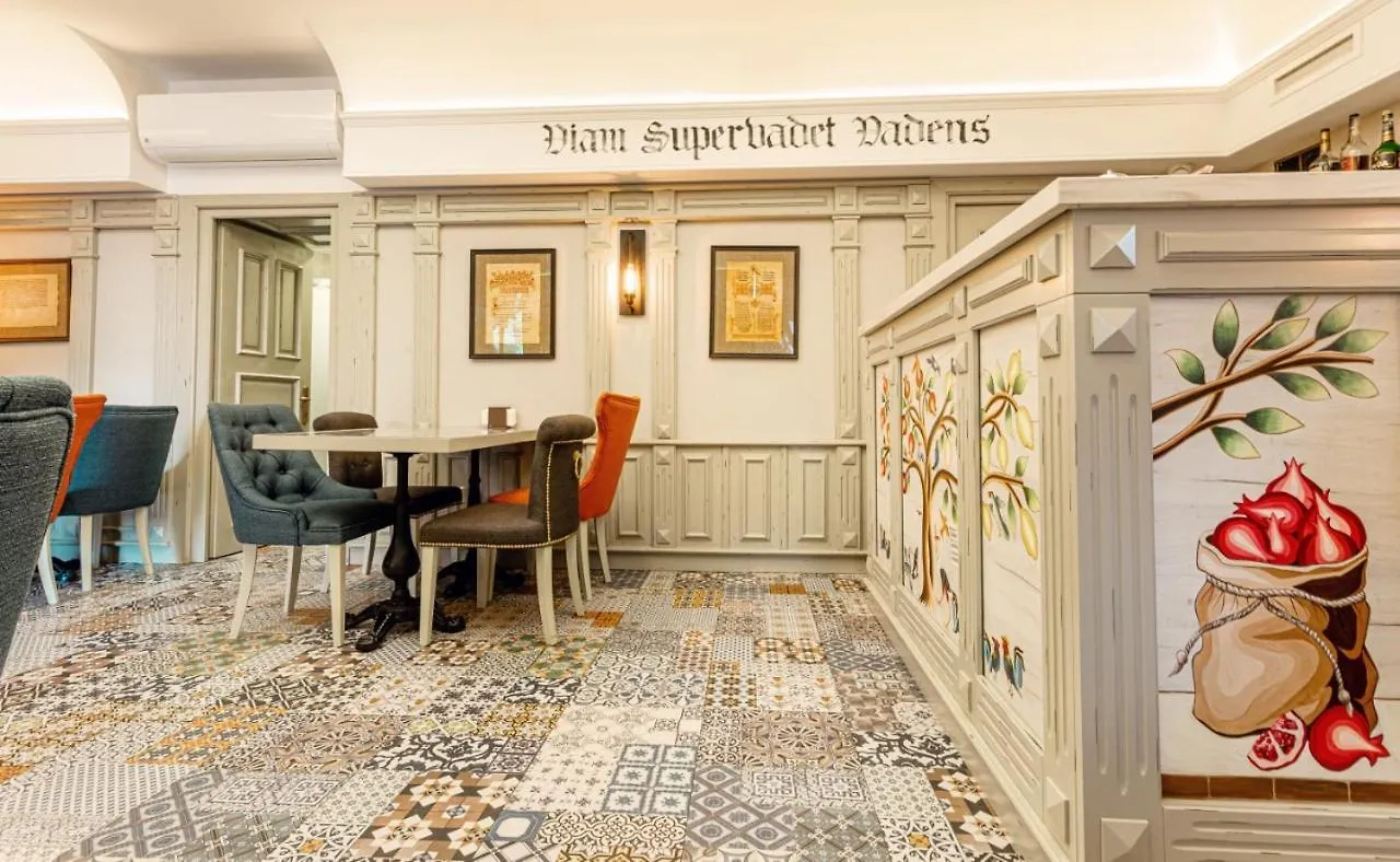 Hotel Natalia 18 Lviv 3*,